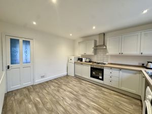 Photo 16- click for photo gallery